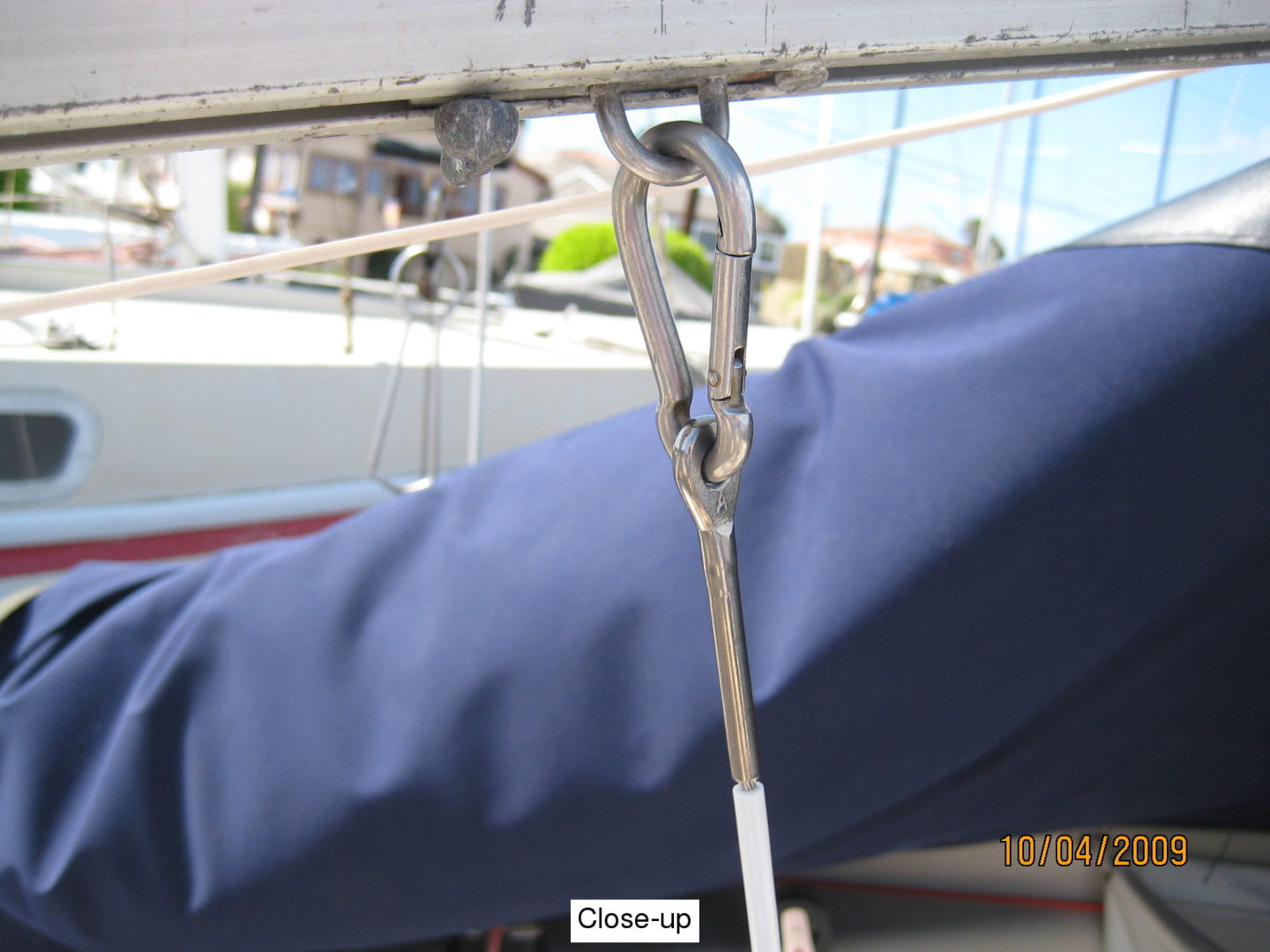 A close up of the hook on a sailboat