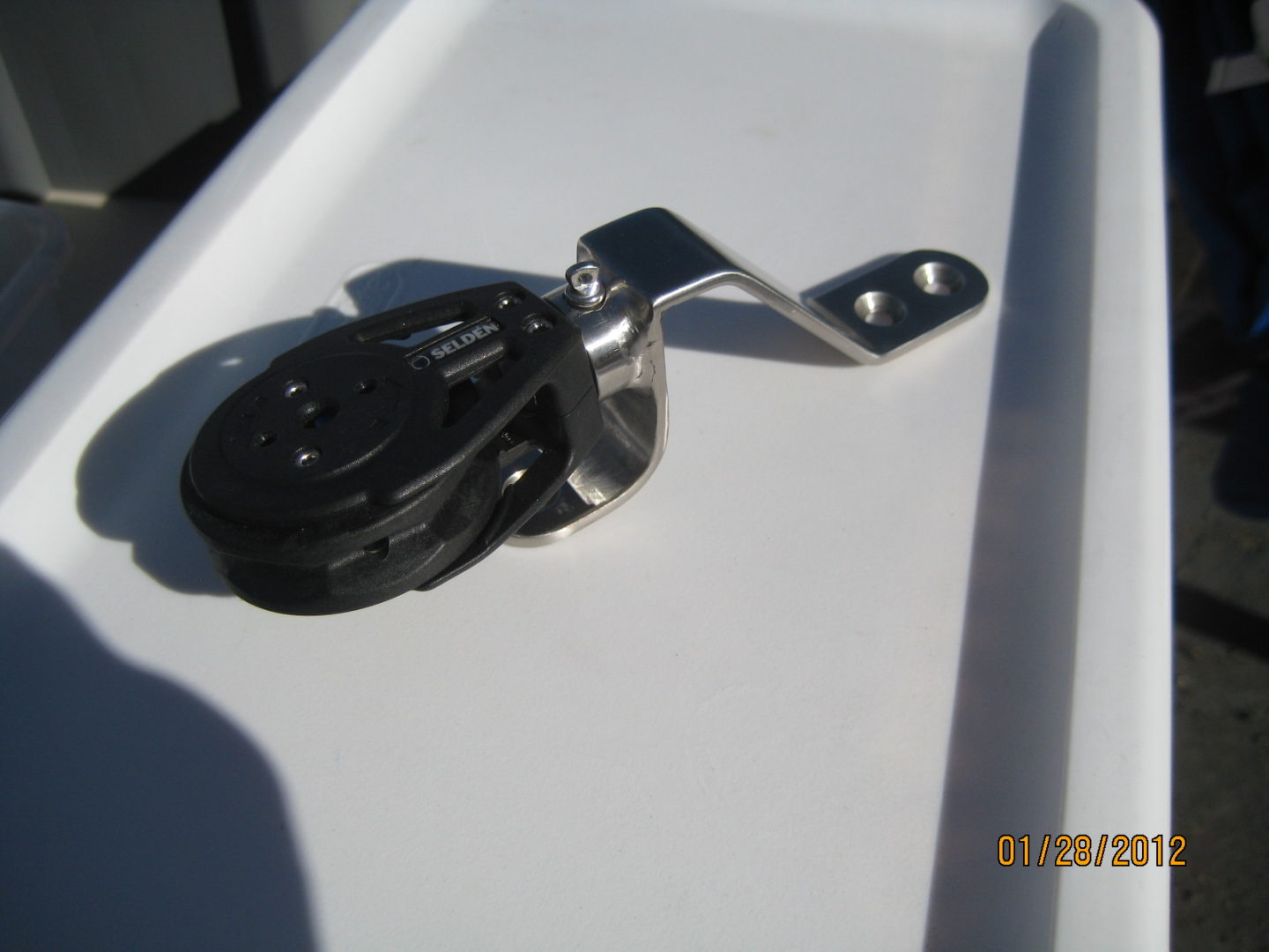 A boat is shown with the handle on it.